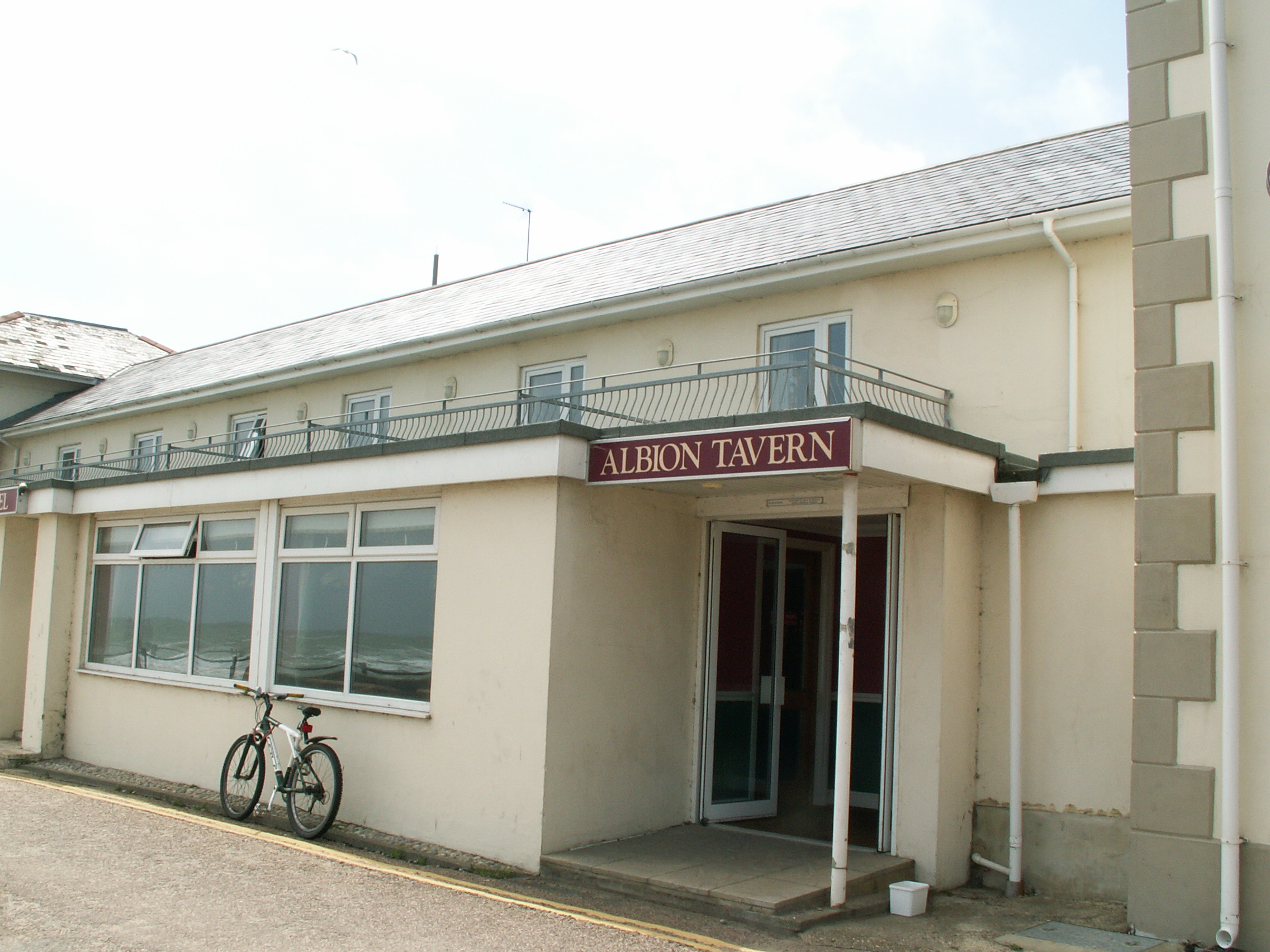 Albion_hotel.jpg