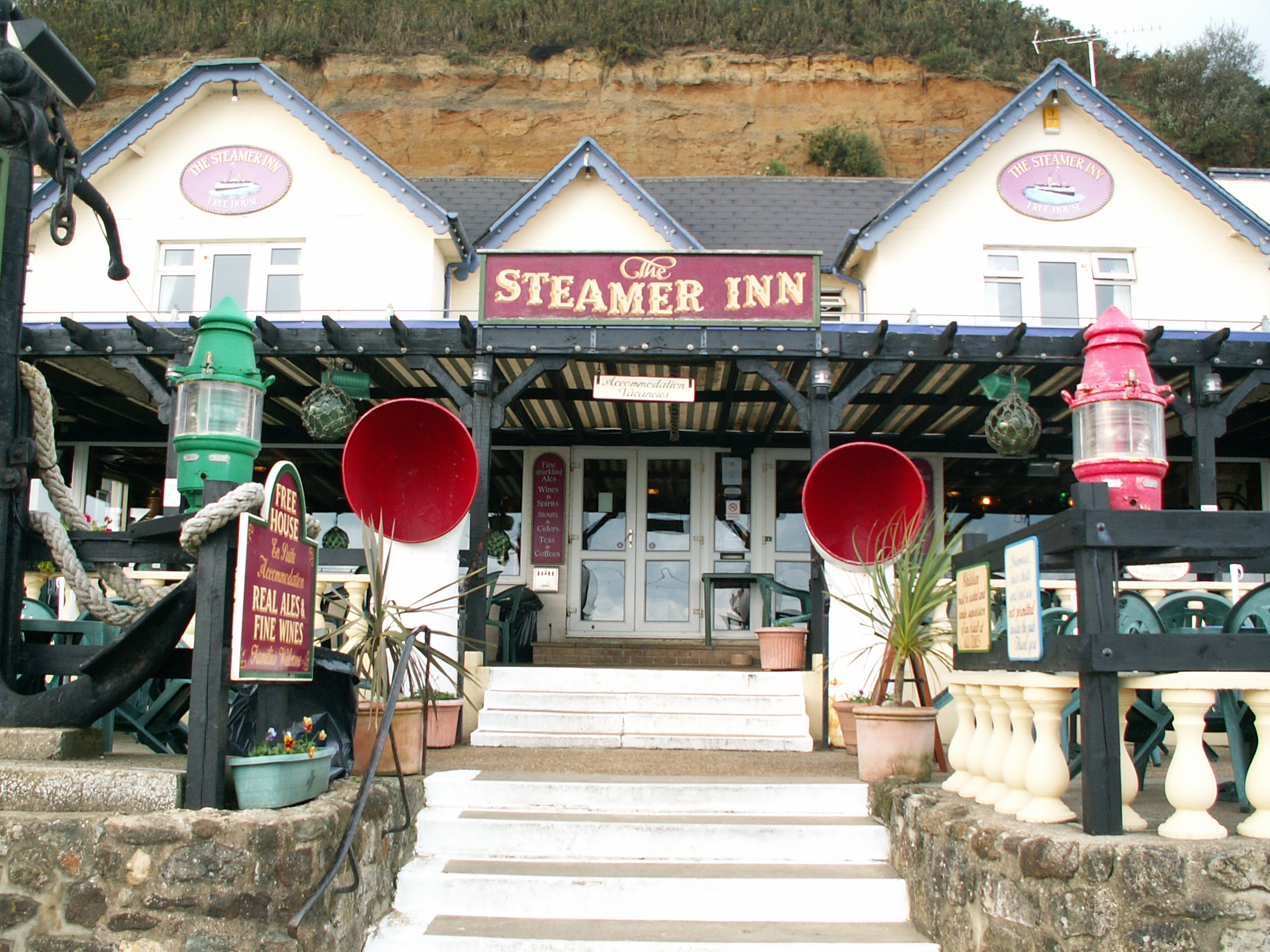 Steamer_Inn.jpg